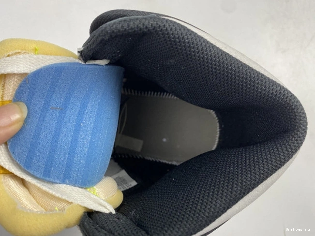 555088-118 1 Gold' High Air 'Volt Retro  OG Jordan 0210